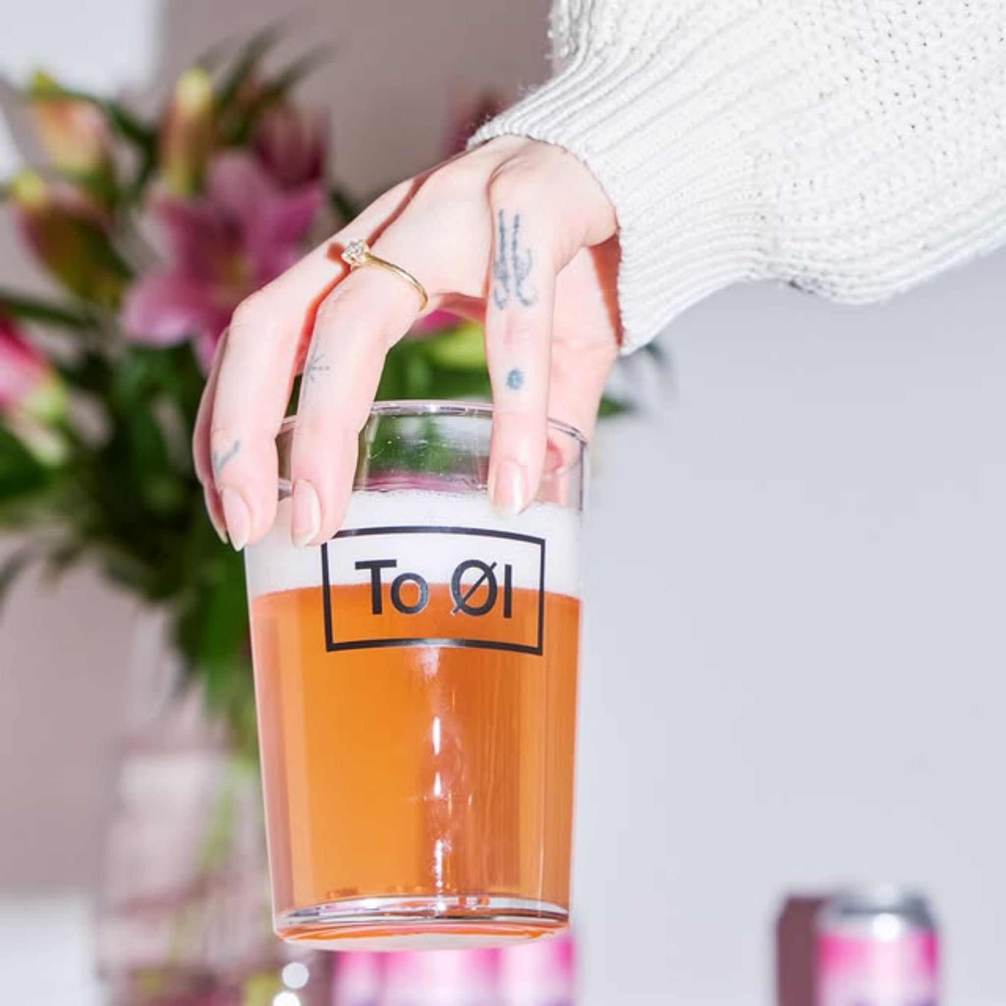 Implosion Pink Sour - To Øl
